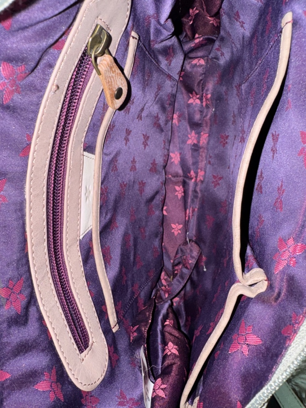 Anuschka Leather Shoulder Crossbody Bag with Hand Painted Panther & Floral Art - Picture 9 of 15